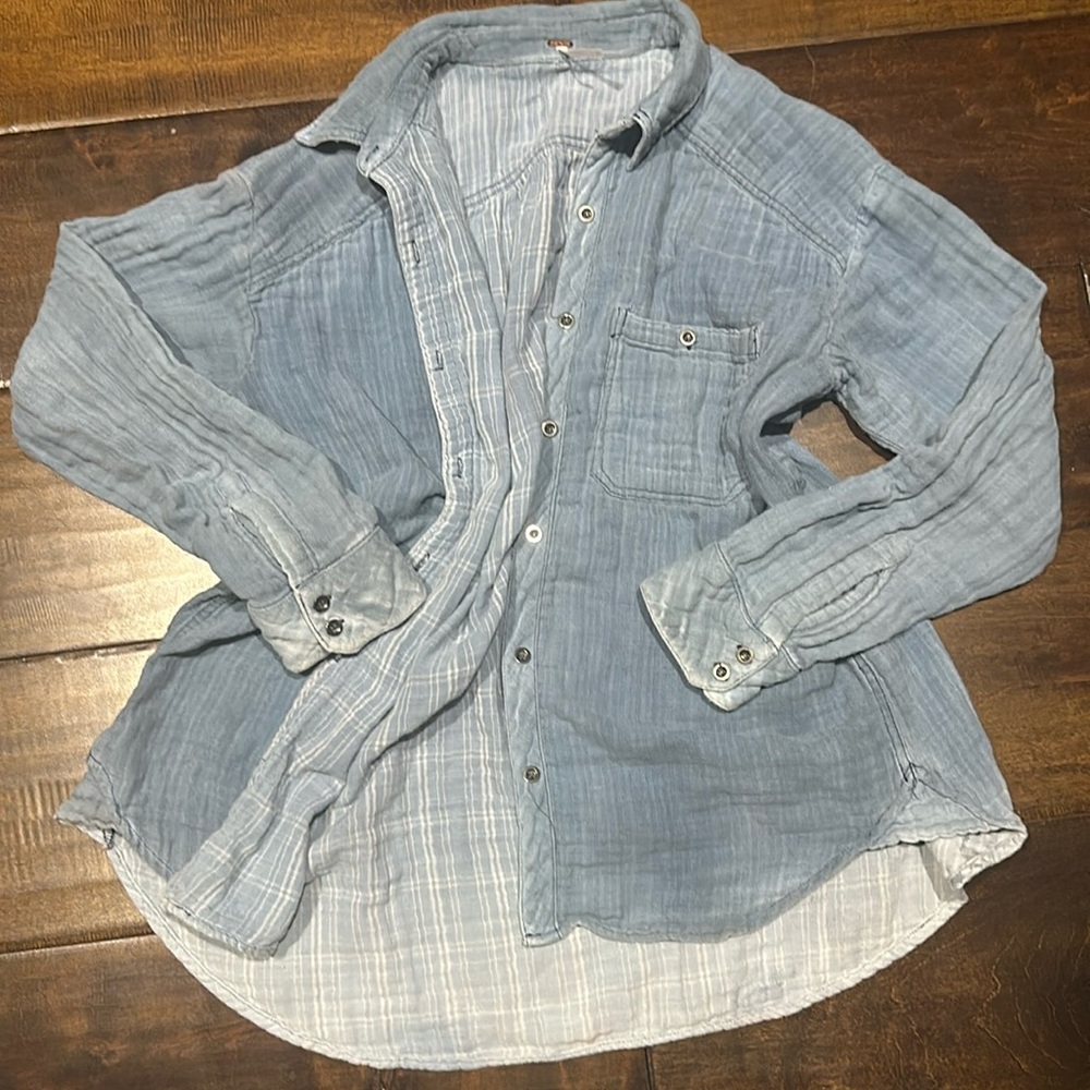 Free People • EUC •100% Cotton • Long Sleeve • sz Med • Gauzy Texture